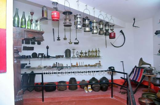 Mohammad Yaseer antique collections